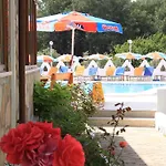 Ξενοδοχείο Tumen 3*